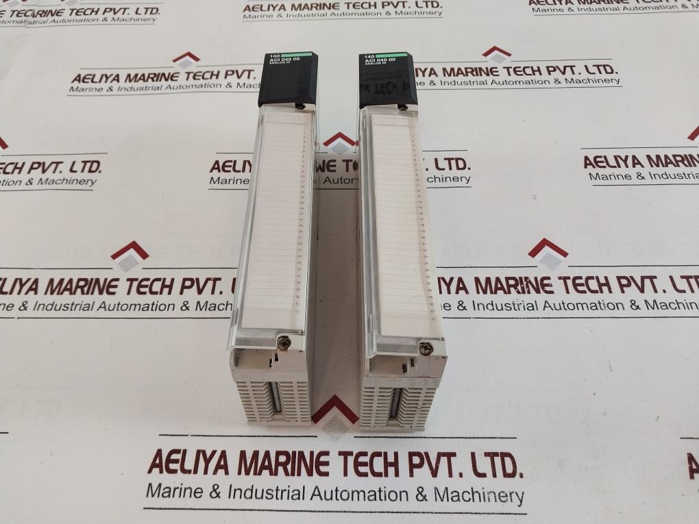 Schneider Electric 140Aci04000 Analog Input 16 Chan Current Module Pv:02 Sv:01