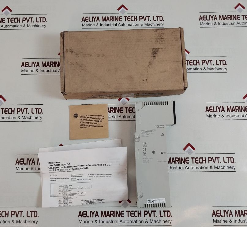 Schneider/Telemecanique 140Ddm39000 Dc Input/Output Module 24 Vdc