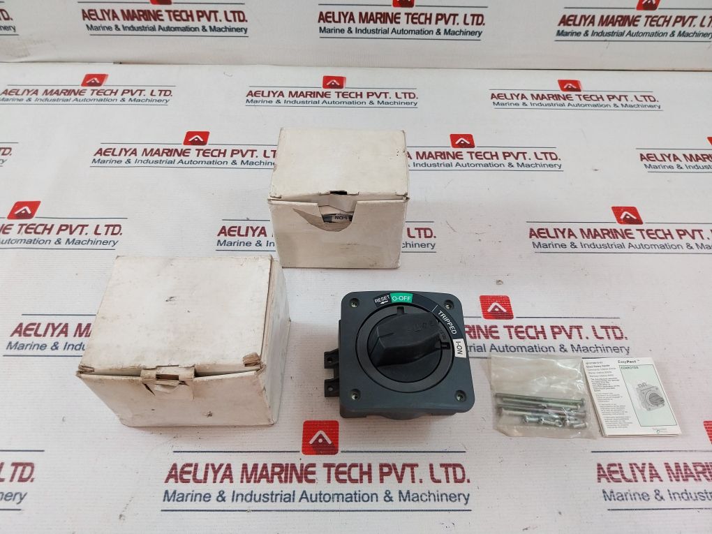 Schneider Electric 30184 Rotary Handle Direct