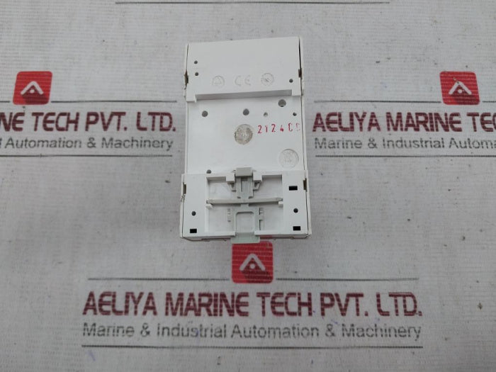 Schneider Electric Cct16364 24H Mechanical Time Switch 230V 50Hz 1610855