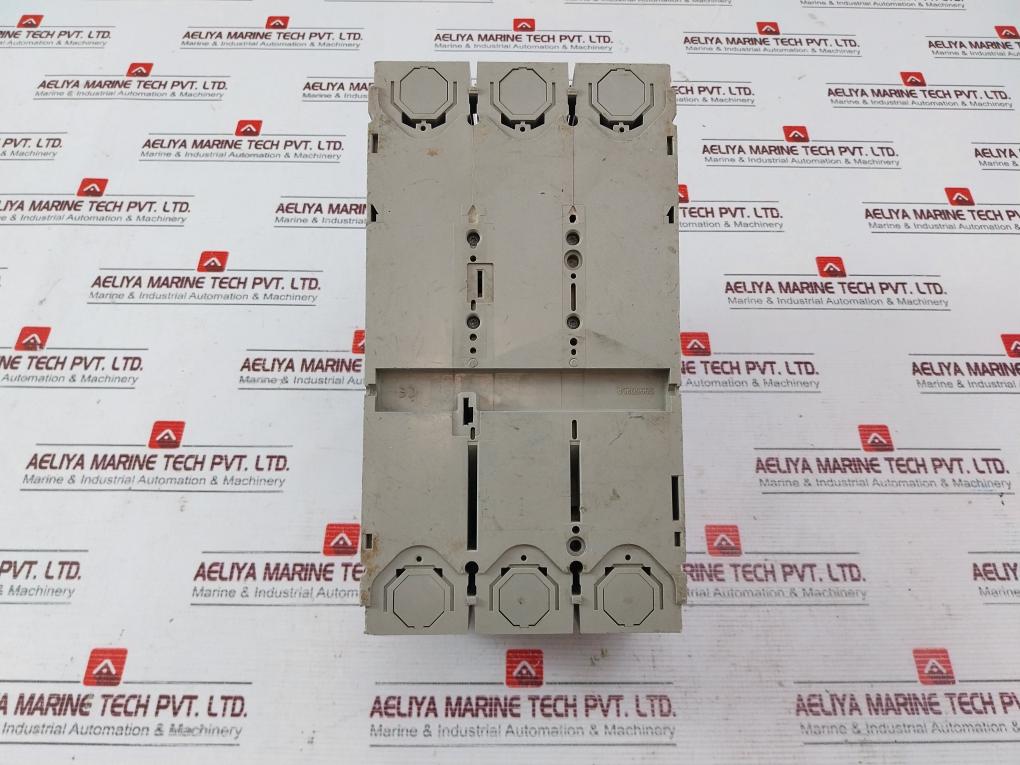 Schneider Electric Cvs630F Circuit Breaker 315/630A 50/60Hz
