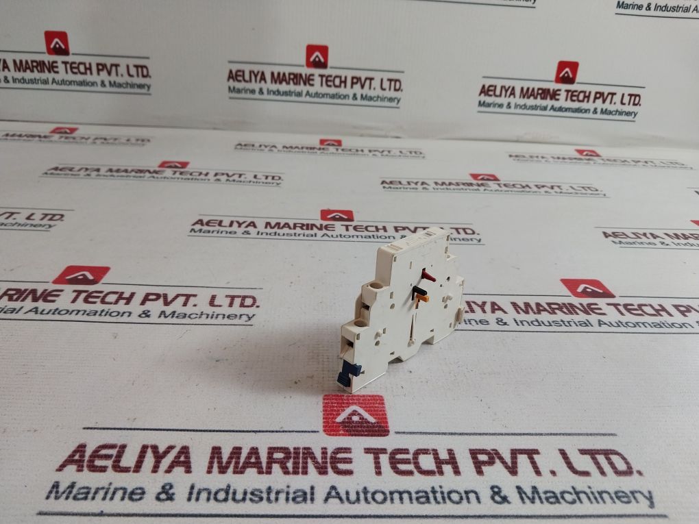 Schneider Electric Gvad0110 Auxiliary Contact B600 D300