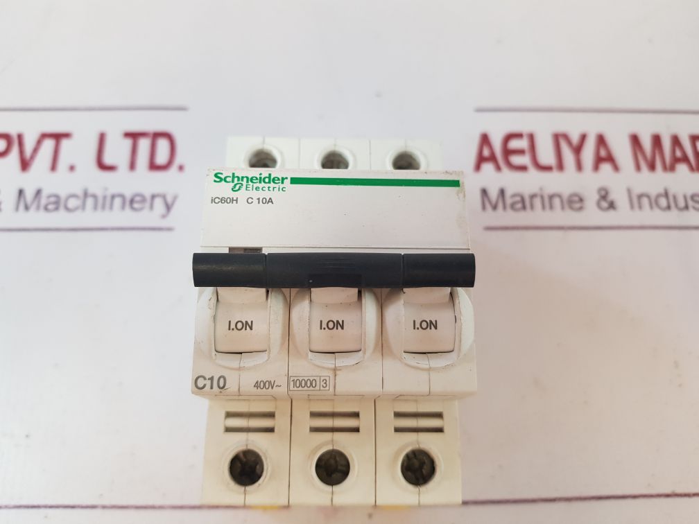 Schneider Electric Ic60H C 10A Circuit Breaker 10000A 500V 50/60Hz