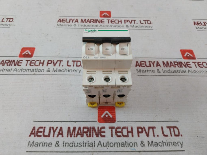 Schneider Electric Ic60H C 63A Miniature Circuit Breaker A9F89363 400V 50/60Hz