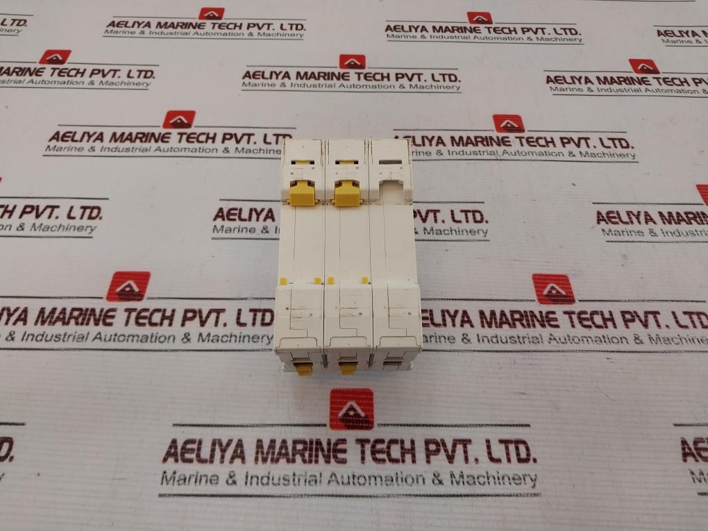 Schneider Electric Ic60N C 6A Circuit Breaker 400V