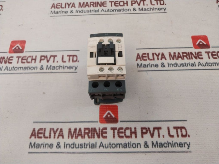 Schneider Electric Lc1D25 Contactor 690V 50/60 Hz