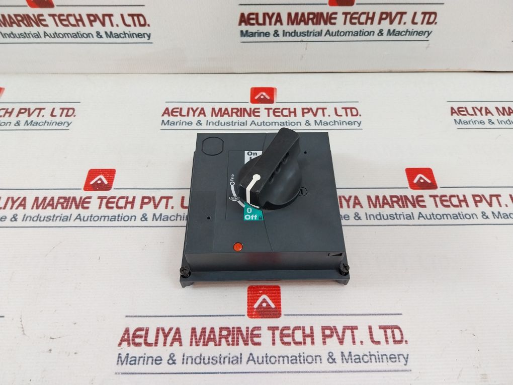 Schneider Electric Lv432597 Direct Standard Rotary Handle