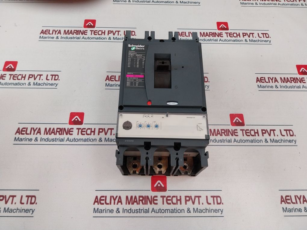 Schneider Electric Lv432695 Circuit Breaker