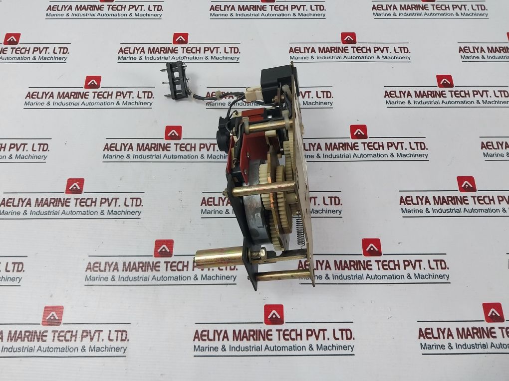 Schneider Electric Mch-m Motor Mechanism 240V-60Hz-180Va