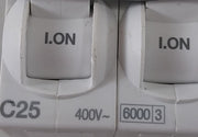 Schneider Electric Ic60N C 25A Circuit Breaker 400V 50/60Hz