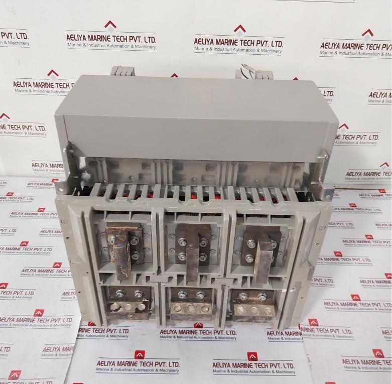 Schneider Electric Mvs12 N Circuit Breaker Trip Unit 1000V 12Kv