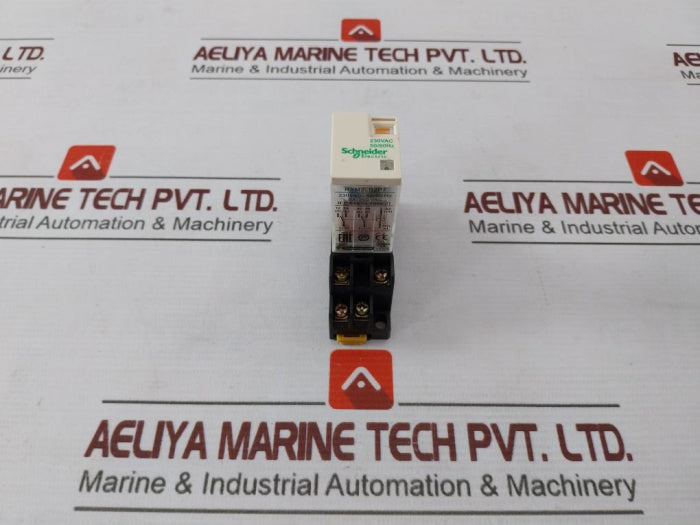 Schneider Electric Rxm2Lb2P7 Ac Coil Cube Relay With Base Socket 50/60 Hz