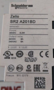 Schneider Electric Zelio Sr2 A201Bd Smart Relay With Display 240 Vac