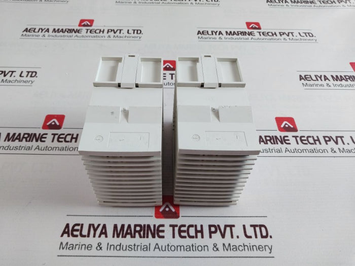 Schneider Electric Tcsesm083F23F0 Connexium Managed Switch 8Tx 18-30 Vac