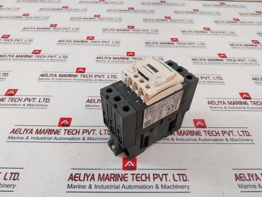Schneider Electric Tesys Lc1D50Ap7 3-pole Contactor With Everlink Terminals