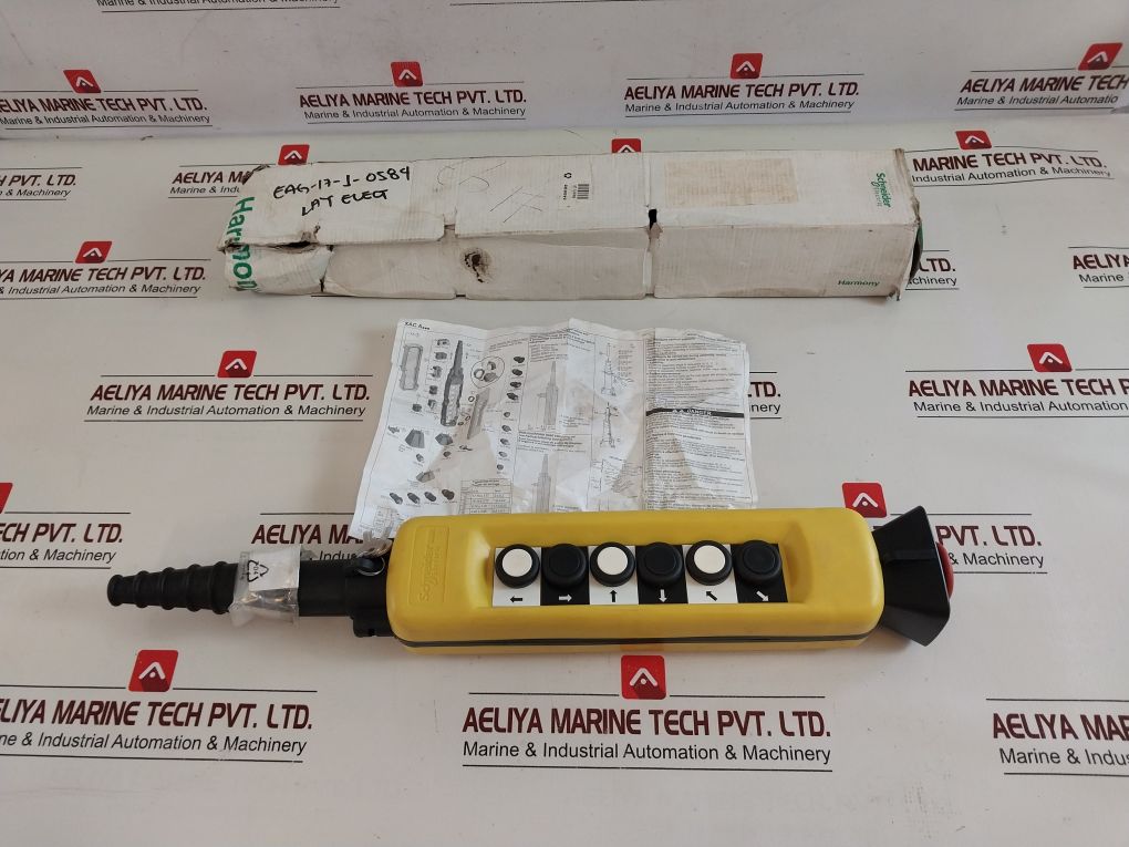 Schneider Electric Xac-a06 Pendant Station/Push Button Control