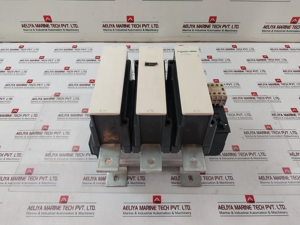 Schneider Electric/Telemecanique Lc1F630 Contactor 1000A 600Vac
