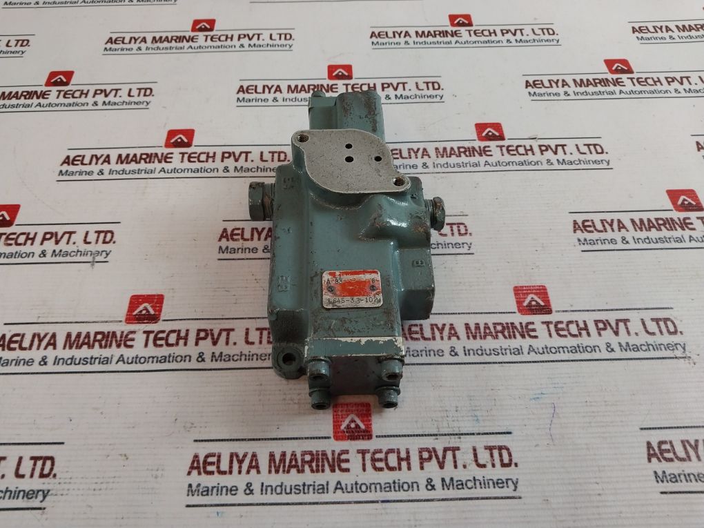 Schrader Bellow L645-33-102 Directional Control Valve