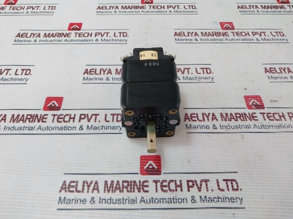 Seiko Electric Ybrsf1 1X Cam Switch 600V 10A