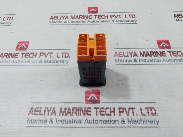 Selec Tc533Ax Temperature Controller