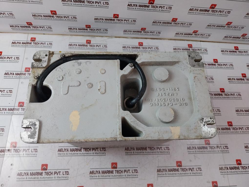 Servomex 1800 Oxygen Analyser 01001001010, 100-240V~ 50/60Hz 50Va