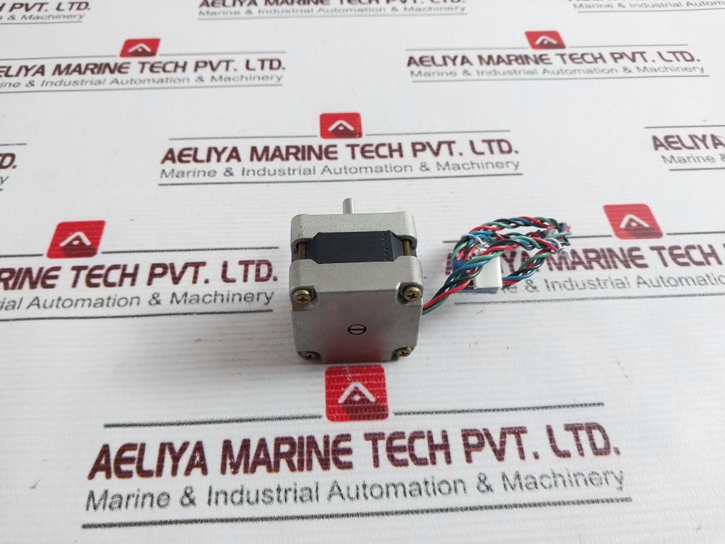 Shinano Kenshi Sth-39D190 Stepper Motor 24Z41