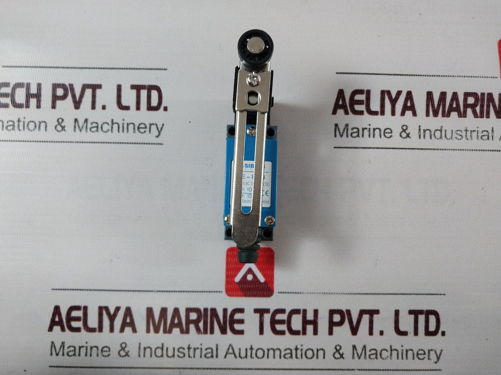 Sibass Electric Se-8108 Roller Arm Type Limit Switch 5A 250V.Ac 0.4A 115V.Dc