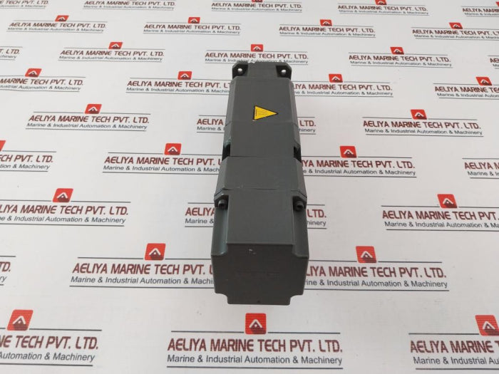 Siemens 1Ft6034-1Ak71-4Eh1 Three-phase Motor 24Vdc-8, 2W-3047103