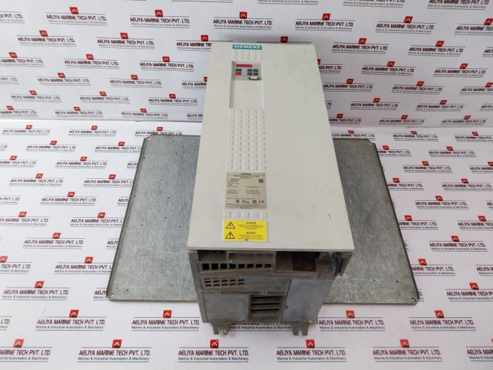 Siemens 1P 6Se7024-7Ed61-z Simovert Masterdrive Ac Drive 3Ac 380-480V 50/60Hz