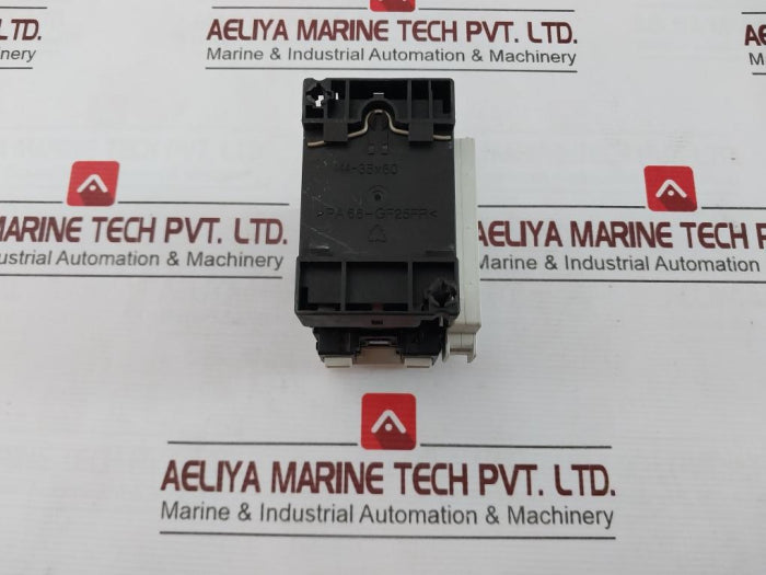 Siemens 3Rt1026-1B..0 Contactor 3Zx1012-0Rt02-1Aa1 690V 35A 600Vac