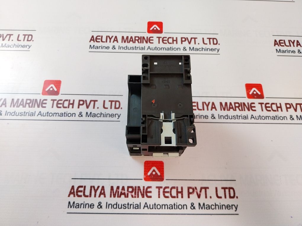 Siemens 3Rt1336-1Ap00 Contactor 690V 230V 50Hz