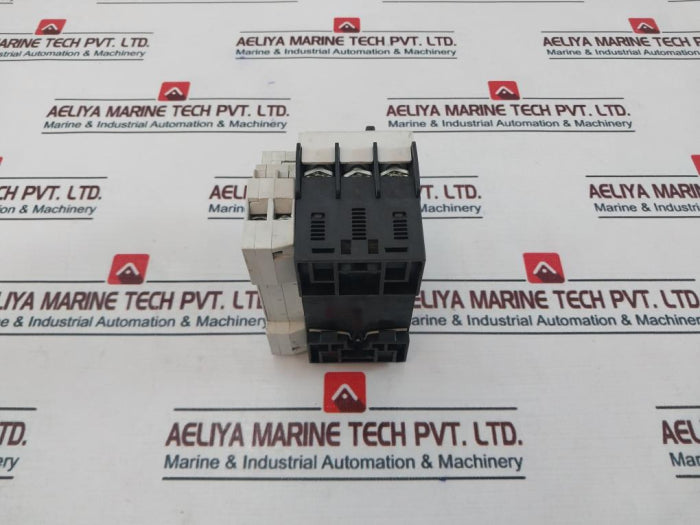 Siemens 3Rv1021-4Ca10 Circuit Breaker 600V 17-22A