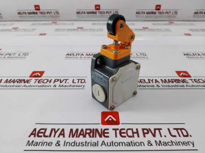 Siemens 3Se3 100-1E Limit Switch Ip67 500V~ Ac11 6A/220V