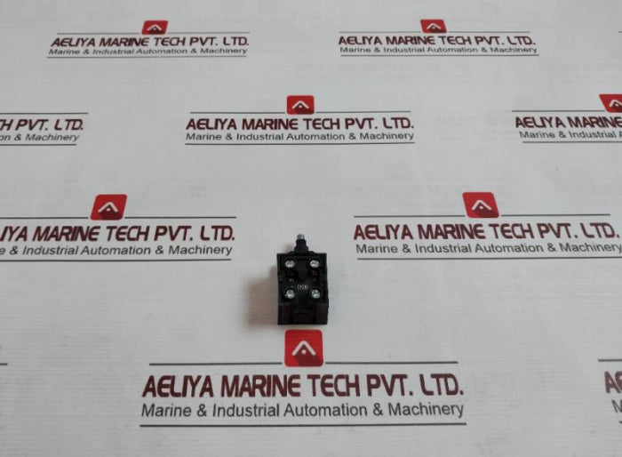 Siemens 3Se5250-0Bc05 Position Switch 6Kv Ac15 240V 6A A300 Q300