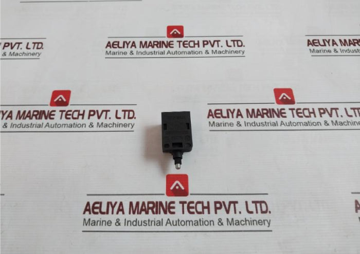 Siemens 3Se5250-0Yc05 Limit Switch Open Type Plastic With 2P Snap Action Cb Ac15