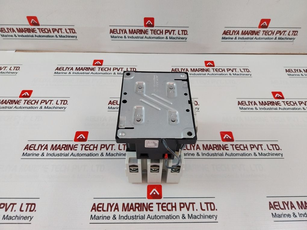 Siemens 3Tf5022-0Db4 Power Protector Contactor 160A 600V Ac