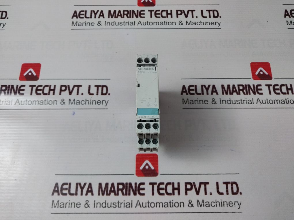 Siemens 3Ug4511-1Bp20 Three Phase Monitoring Voltage Relay