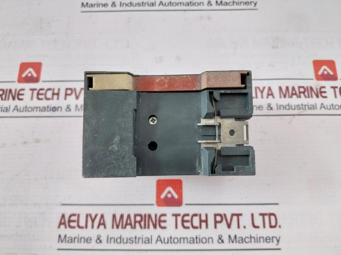 Siemens 3Vu1300-1Ml00 Motor Protection Circuit Breaker Vde 0660 120A 50/60 Hz