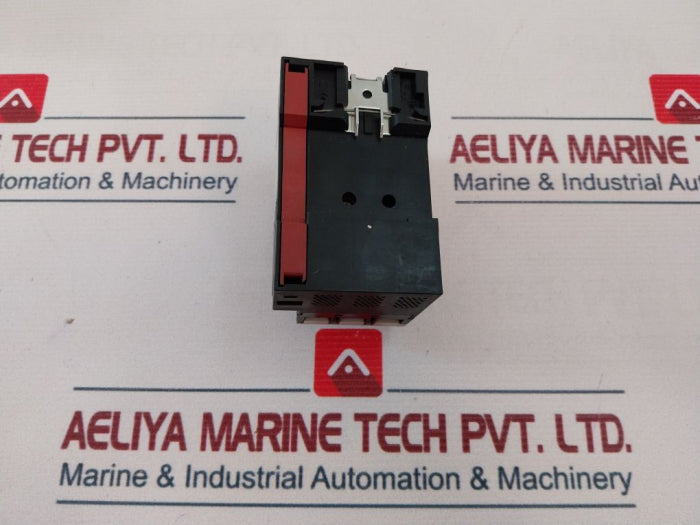 Siemens 3Vu1340-1Nk00 Circuit Breaker 1045A