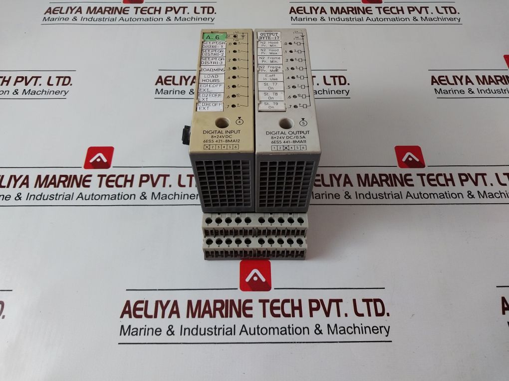 Siemens 6Es5 421-8Ma12 Digital Input With 6Es5 441-8Ma11 Output Module