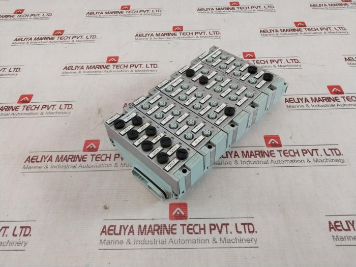 Siemens 6Es7 194-4Cb00-0Aa0 Simatic Dp Connection Module For Digital Elec Module