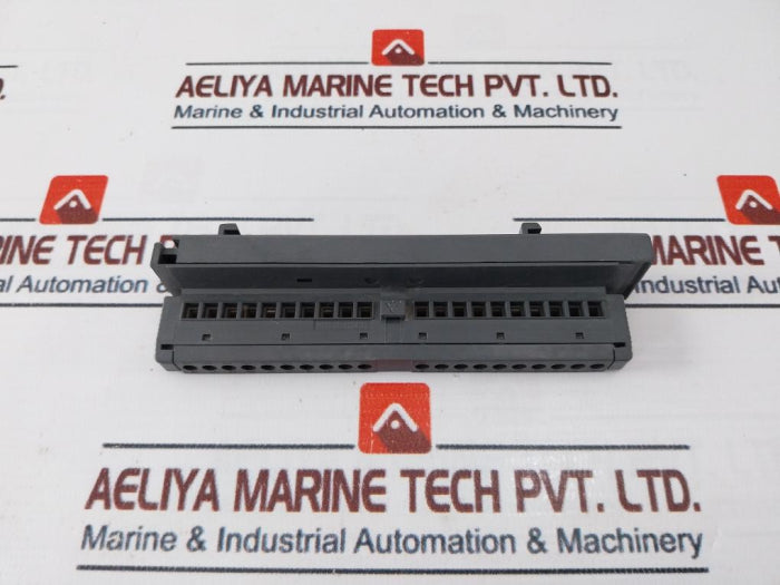 Siemens 6Es7 392-1Aj00-0Aa0 Connector