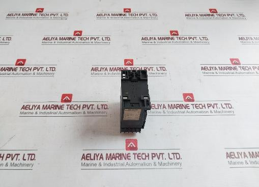 Siemens 7Pr1040-2Am10 Relay Ac 220V Vde 0435/Iec 255