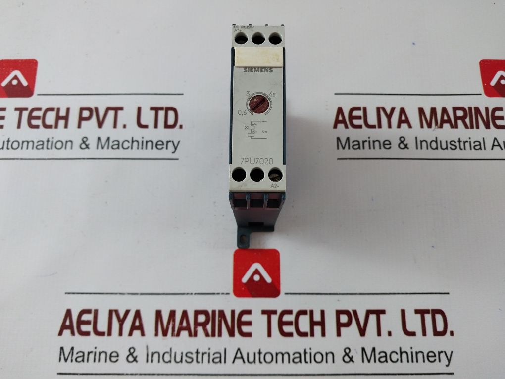 Siemens 7Pu7020-1Cm30 Two Wire Time Relay