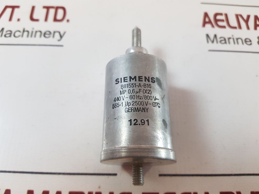 Siemens B81551-a-b16 Capacitor