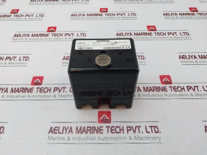 Siemens Lae10 Flame Safeguard Controller 220-240V~ 50-60Hz