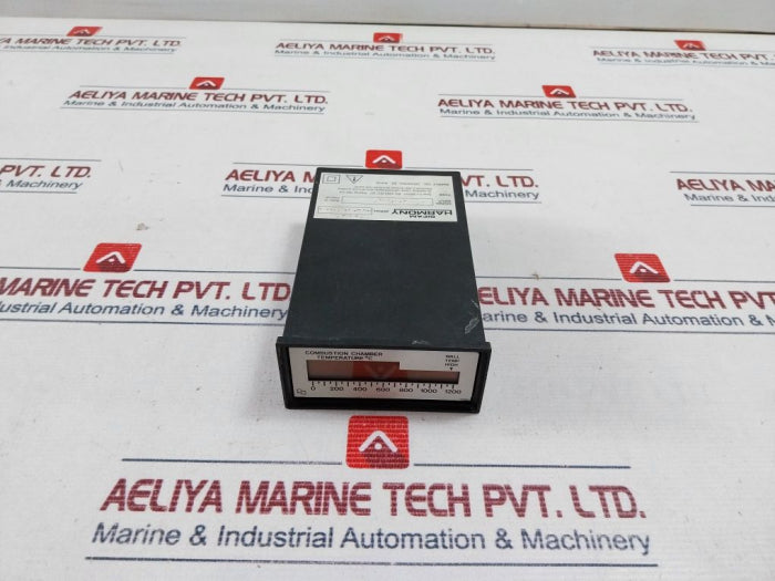 Sifam 0-1200 °C Digital Meter 50/60Hz