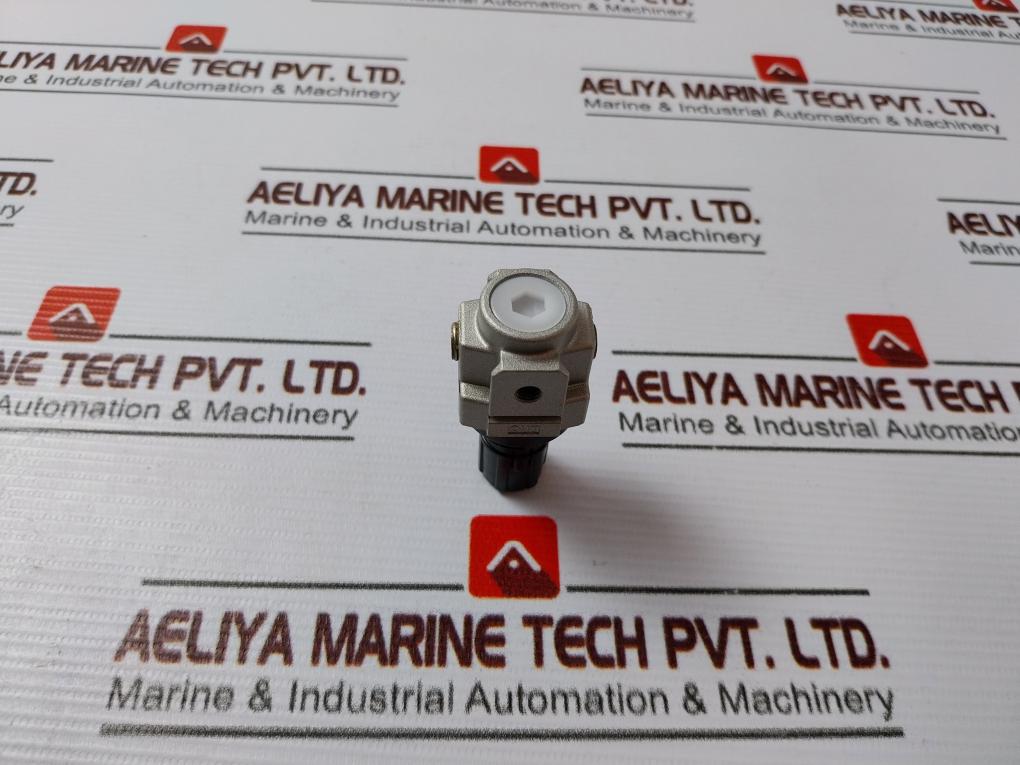 Smc Ar10-m5 Pressure Regulator 0.05~0.7 Mpa
