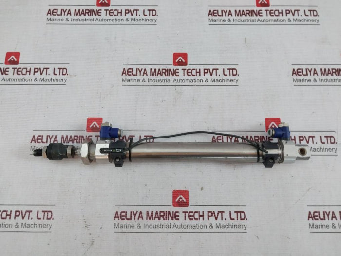 Smc Cd85N25-200C-a Pneumatic Cylinder 1.00 Mpa Ja30-10-125, Mz070174