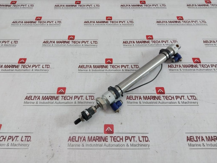Smc Cd85N25-200C-a Pneumatic Cylinder 1.00 Mpa Ja30-10-125, Mz070174